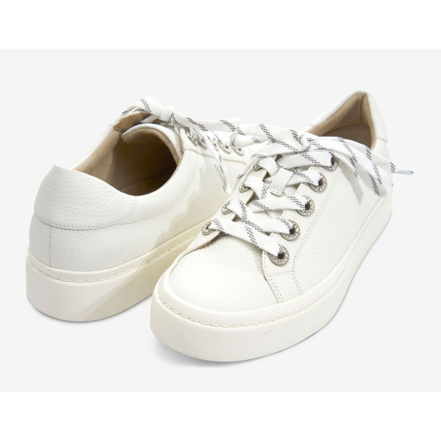 Ysenia White Casual Shoes