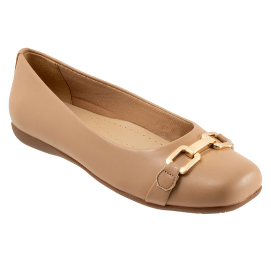 Sadie Pump Beige Slip-ons